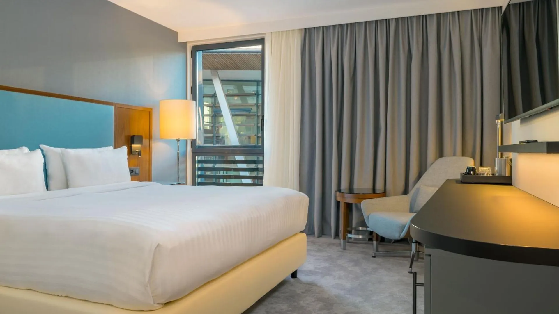 Courtyard By Marriott Paris Arcueil Hotel France