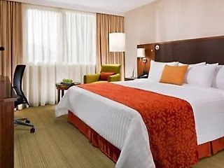 Courtyard By Marriott Paris Arcueil Hotel