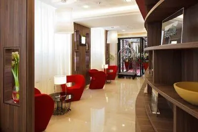 Courtyard By Marriott Paris Arcueil Hotel