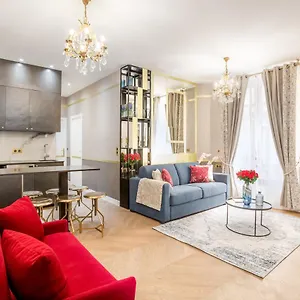 Merveil - Luxury - Tour Eiffel - Laos Apartment